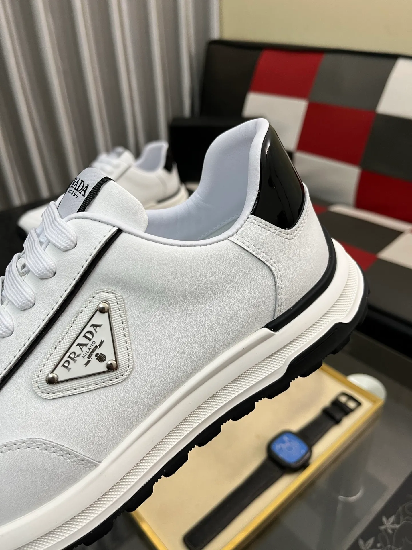 Men's shoes 💰420⌚️⌚️【PRADA】Prada casual shoes, originally developed 1:1, made of high-mercerized cowhide with imported cowhide, silk sheepskin lining, rubber outsole, comfortable and soft on the foot, size: 38-442️⃣Colors available
